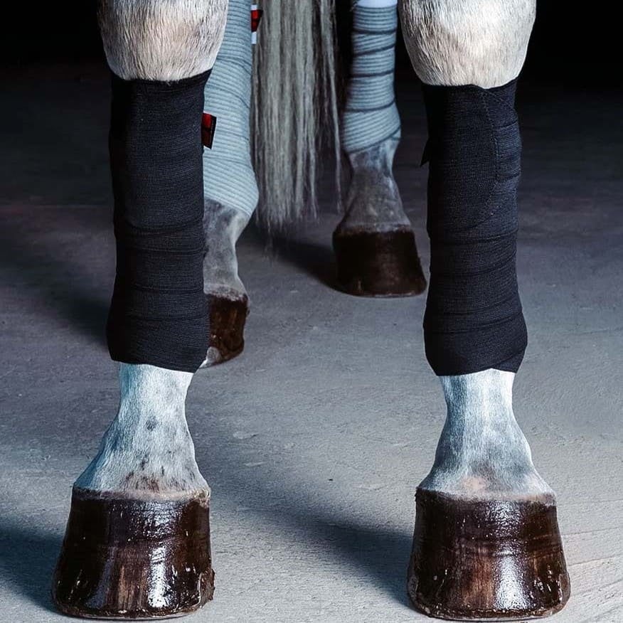 Incrediwear-Equine-Circulation-Bandages-Black (1)